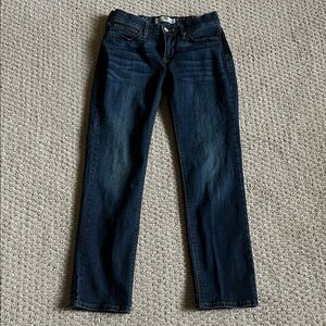 Levi's Dark Blue Straight Leg Women's Jeans. NWOT